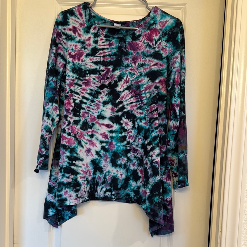 Purple and Green Tie Dye Asymmetrical Long Sleeve Tunic‎